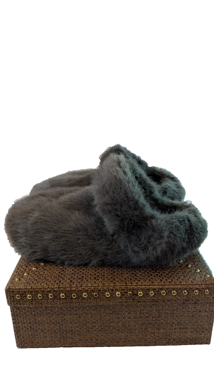 Crocs Women Gray Fuzzy Faux Fur Slippers Slip On House Shoes Cozy Comfort Sz 6